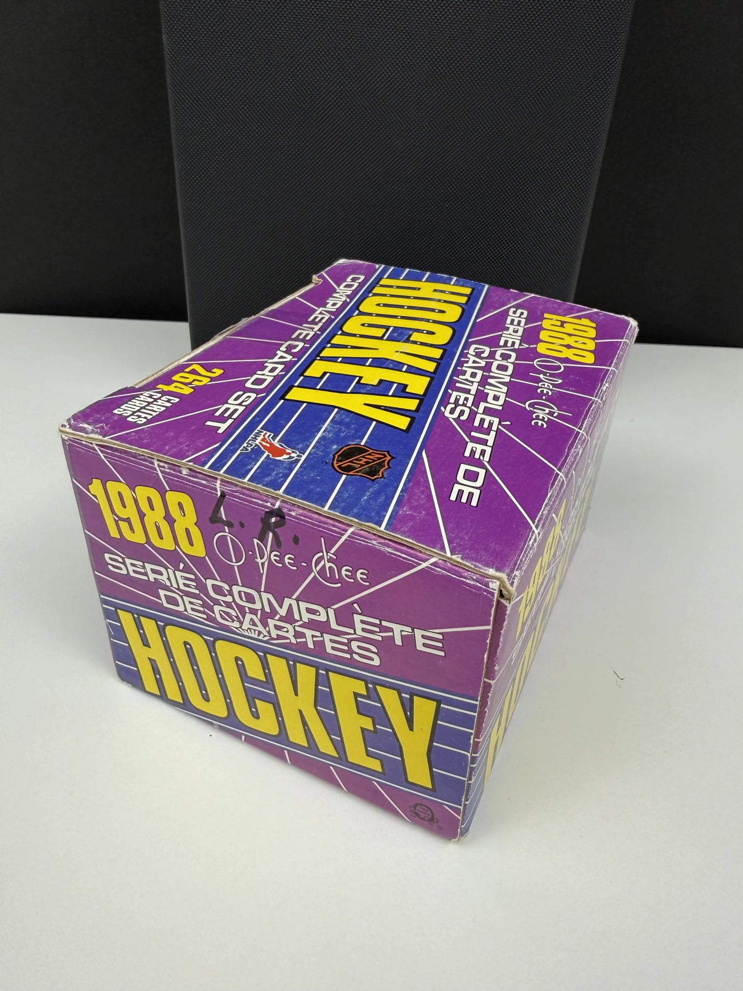 1988 O-Pee-Chee Hockey – Factory Complete Set en Boîte Originale