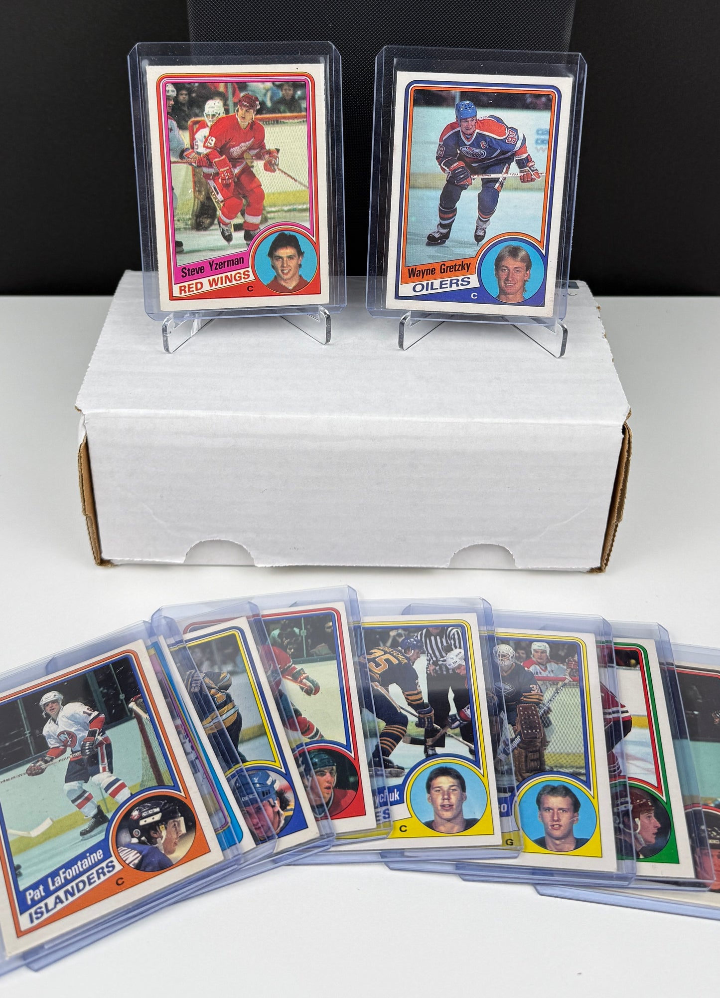 1984-85 O-Pee-Chee Hockey – Set Complet NRMT