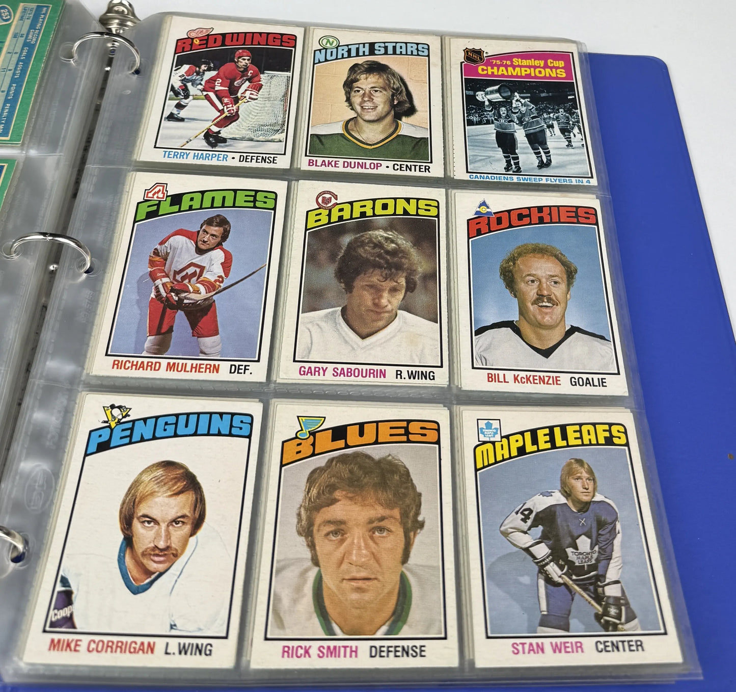1976-77 O-Pee-Chee Hockey – Set Complet EX à NRMT