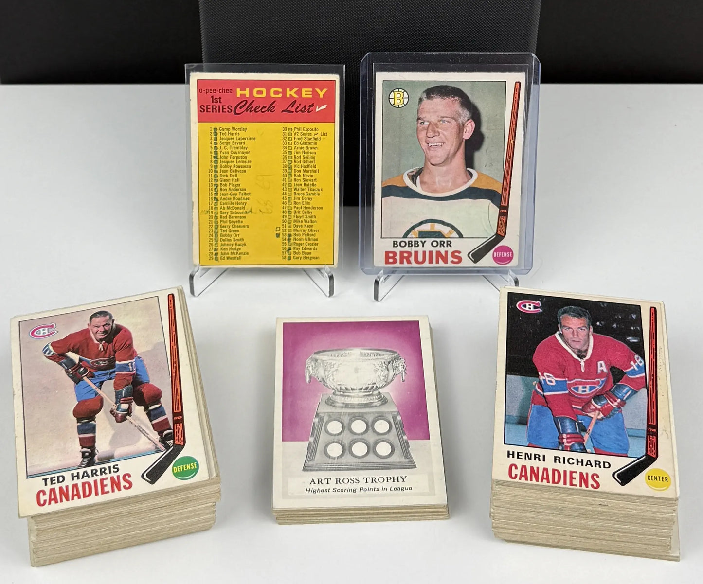 1969-70 O-Pee-Chee Hockey – Complete Set (231 Cards) – Good Condition