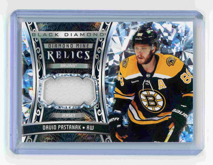 2022-23 Upper Deck Black Diamond Diamond Mine Relics David Pastrnak Jersey Bruins /99